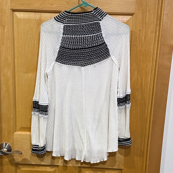 Free People Blue and white long sleeve top size XS - Picture 9 of 16